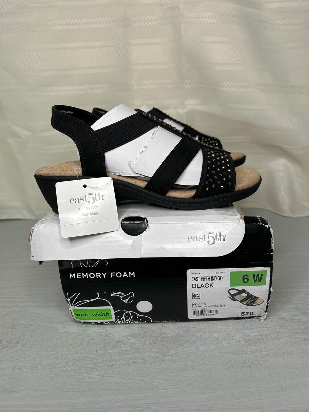East 5th Indigo Strap Sandals Black Womens Size 6W